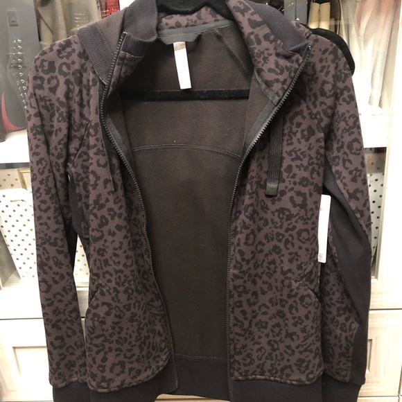 Brand new with tags Athleta zip up - Picture 1 of 2